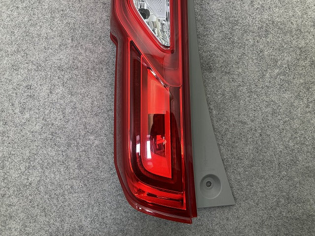 N-BOX/NBOX Nボックス JF3/JF4 純正 前期 左 テールランプ/ライト/レンズ LED 刻印B ICHIKOH D185 33551-TTA-N01 ホンダ(149324)