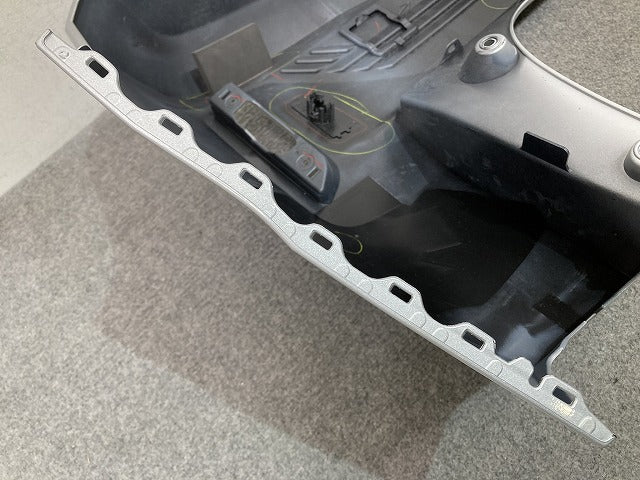 ノート/NOTE E13/SNE13 純正 後期 リア バンパー Rバンパー フェイス 85022 6XV0H ブリリアントシルバーメタリック K23 日産(149326)