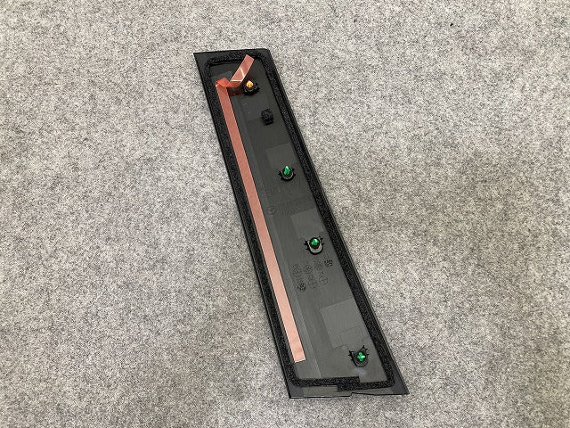 新品!MAZDA3/マツダ3 BP5P/BP8P/BPFP/BPEP 純正 左 フロント ドア ガーニッシュ Bピラー サイド LH BEMD50M21 BEMD-50-M20E マツダ(149333)