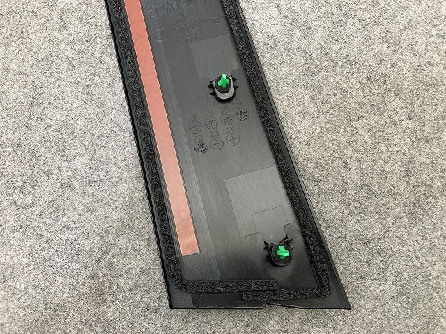 新品!MAZDA3/マツダ3 BP5P/BP8P/BPFP/BPEP 純正 左 フロント ドア ガーニッシュ Bピラー サイド LH BEMD50M21 BEMD-50-M20E マツダ(149333)