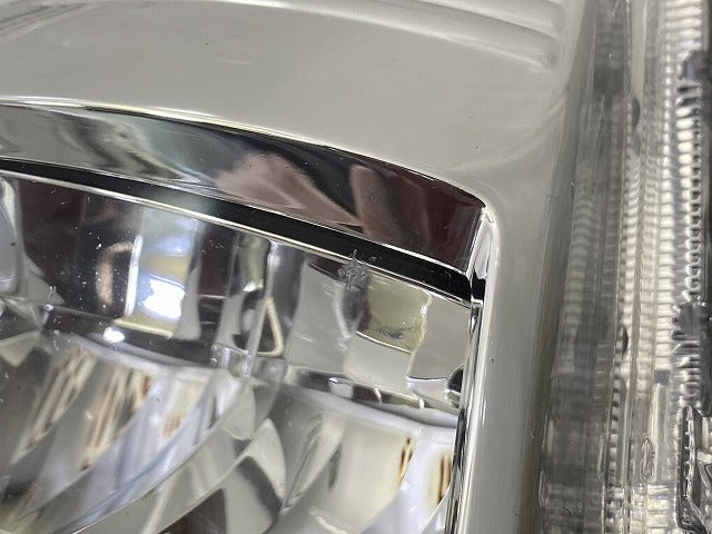 プリウス PRIUS 50系/ZVW50/ZVW51/ZVW55 純正 前期 左 フォグランプ/フォグライト LED デイライト  KOITO 47-83 トヨタ(149351)