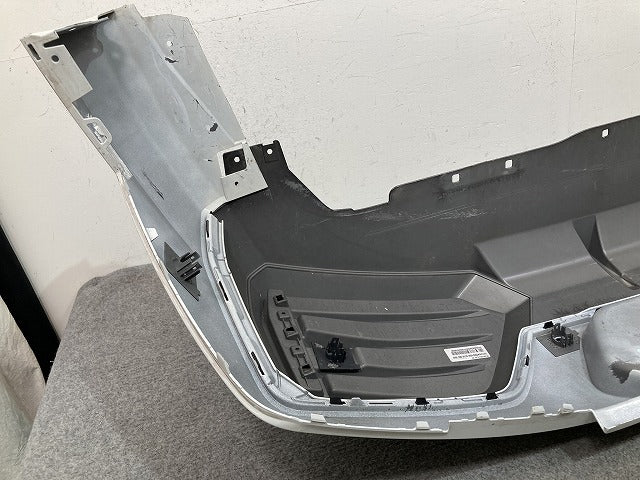X2 U10 純正 リア バンパー スポイラー付 Rバンパー フェイス ロアカバー 5112 8087451 アルピンホワイト 4090 BMW(149357)