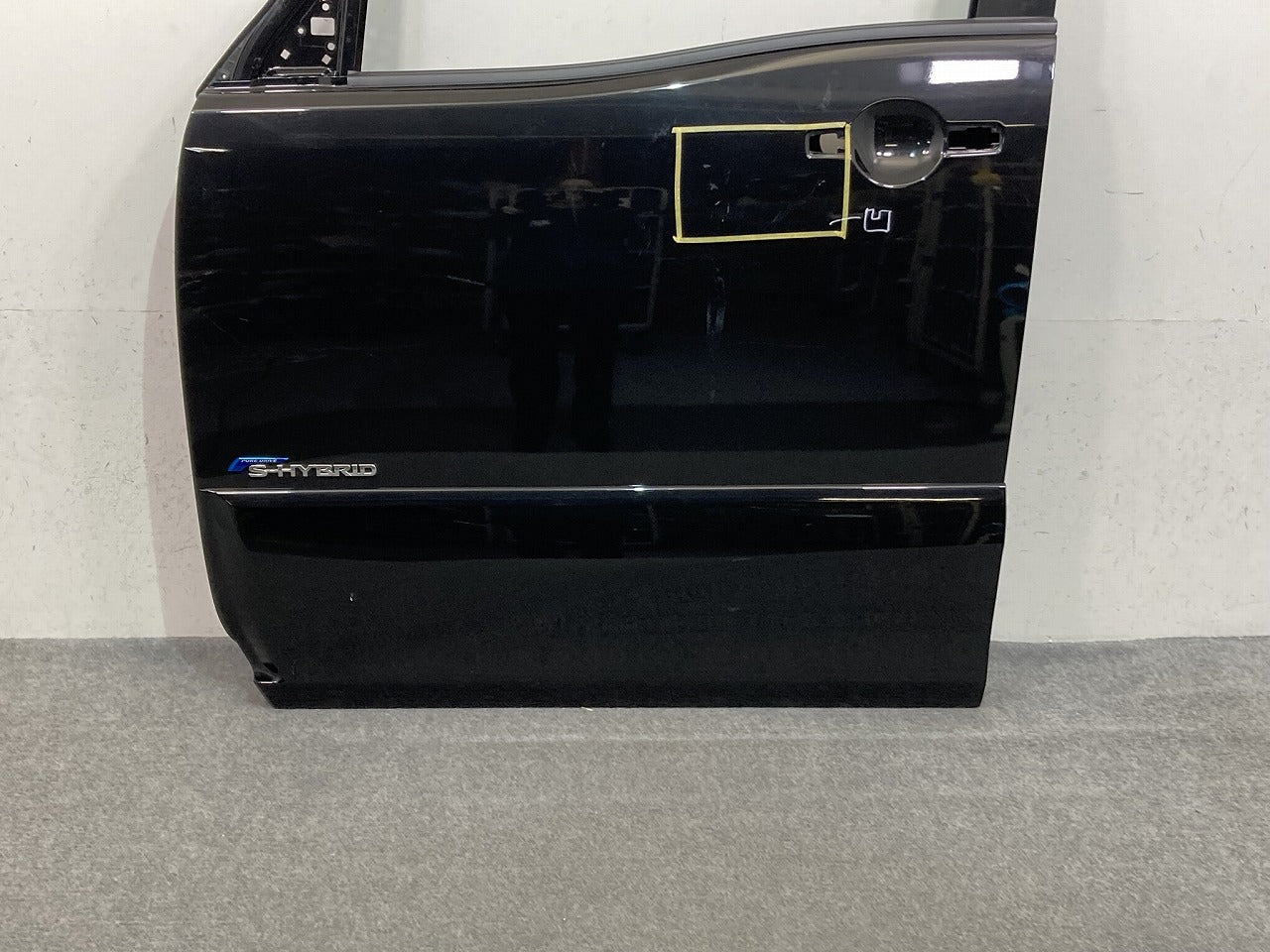 セレナ S/X/G C26/NC26 ハイブリッド/HC26 純正 左 フロント ドア サイドパネルバイザー付 LH ダイヤモンドブラック G41 日産(149372)