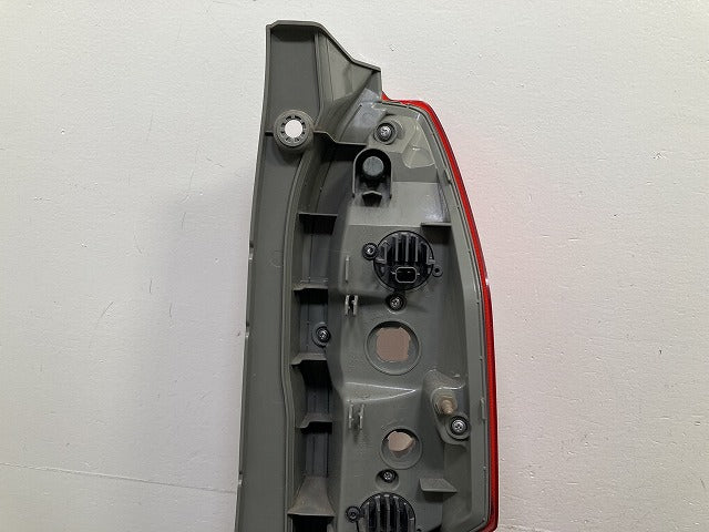N-BOX/NBOX Nボックス JF3/JF4 純正 左 テールランプ/ライト/レンズ LED 刻印H ICHIKOH D274 ホンダ(149382)