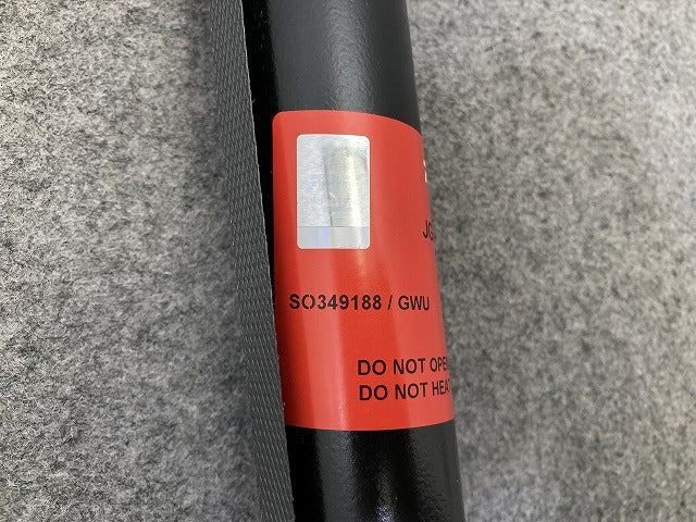 新品!A4(B6/B7) 8E系 社外 左右共通 リアショック アブソーバー TRW リアダンパー JGT314T RH LH アウディ(149395)