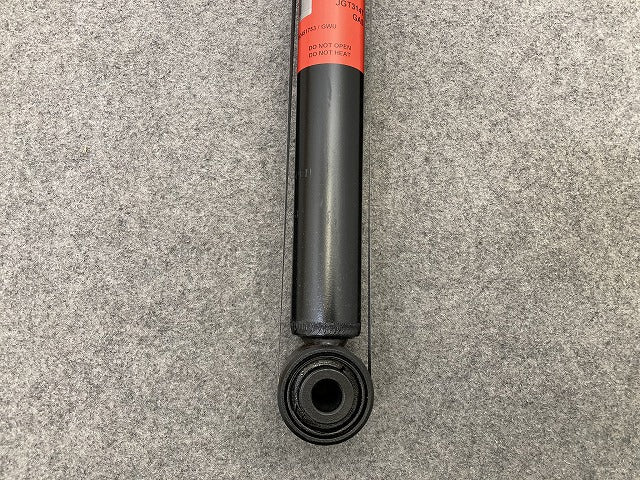 新品!A4(B6/B7) 8E系 社外 左右共通 リアショック アブソーバー TRW リアダンパー JGT314T RH LH アウディ(149397)