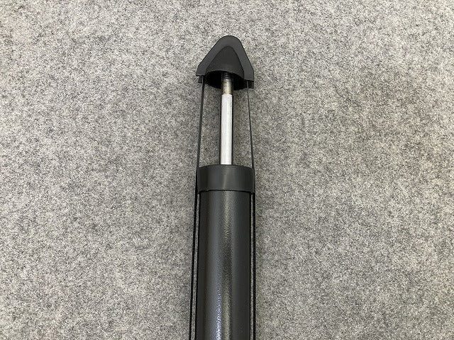新品!A4(B6/B7) 8E系 社外 左右共通 リアショック アブソーバー TRW リアダンパー JGT314T RH LH アウディ(149400)
