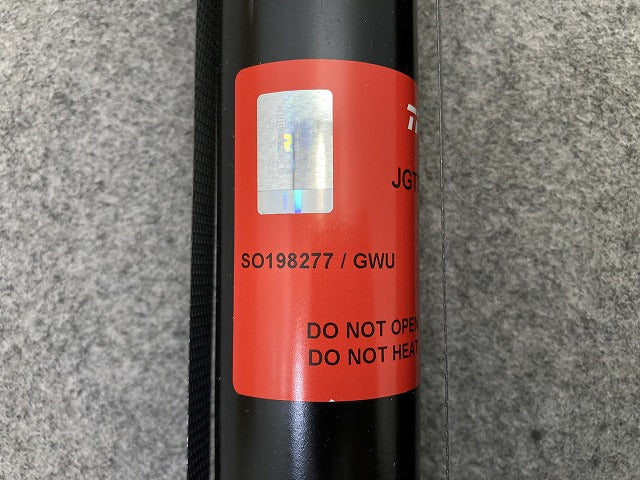 新品!A4(B6/B7) 8E系 社外 左右共通 リアショック アブソーバー TRW リアダンパー JGT314T RH LH アウディ(149404)