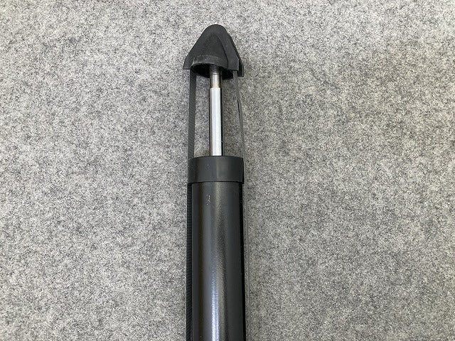 新品!A4(B6/B7) 8E系 社外 左右共通 リアショック アブソーバー TRW リアダンパー JGT314T RH LH アウディ(149405)