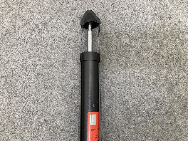 新品!A4(B6/B7) 8E系 社外 左右共通 リアショック アブソーバー TRW リアダンパー JGT314T RH LH アウディ(149409)
