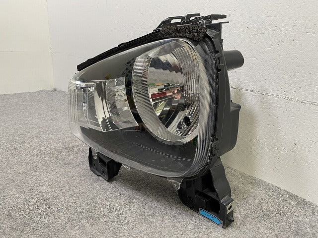 アルト HA36S/HA36V 純正 左 ヘッドライト/ランプ ハロゲン レベライザー LH STANLEY W2380 スズキ(149439)