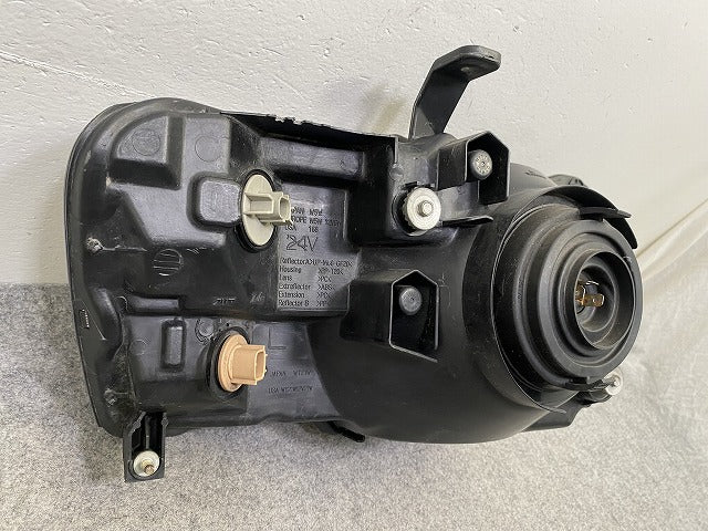 パジェロ V73W/V75W/V78W 純正 後期 左 ヘッドライト/ランプ ハロゲン 刻印M LH KOITO 100-87419 三菱(149440)