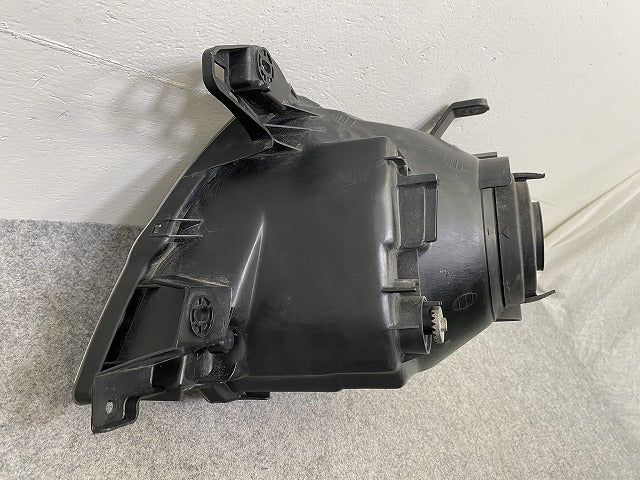 パジェロ V73W/V75W/V78W 純正 右 ヘッドライト/ランプ ハロゲン 刻印M RH KOITO 100-87419 三菱(149442)