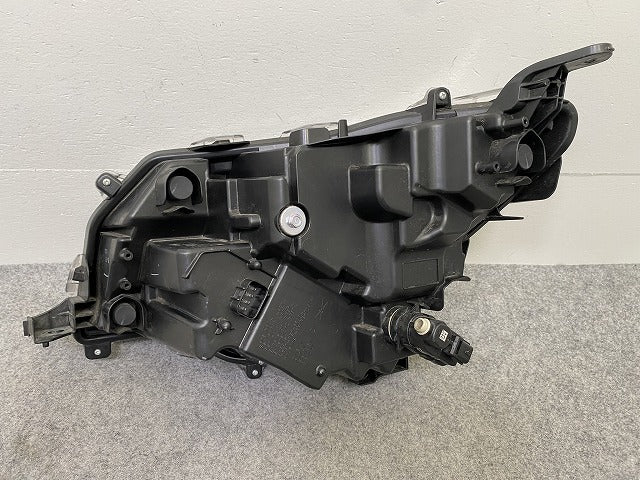 ルーミー M900A/M910A 純正 後期 右 ヘッドライト/ランプ LED レベライザー 刻印N4 RH STANLEY W6249 81110-B1640 トヨタ(149465)