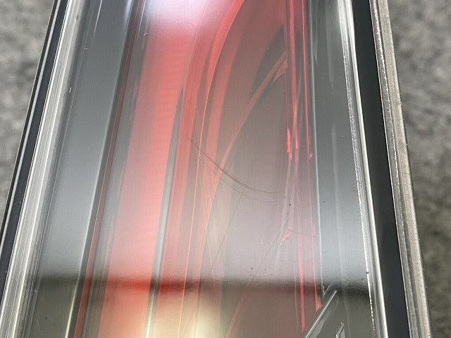 カローラ スポーツ 210系/NRE210H/NRE214H/ZWE211H/ZWE213H 純正 左 フィニッシャーランプ LED 刻印5 LH KOITO 12-631 81581-12261(149467)