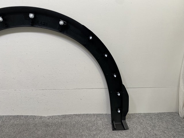 新品!5008 P8系 純正 左 リア フェンダーアーチモール/オーバーフェンダー 9816340777 98163407XT 素地 プジョー(149475)