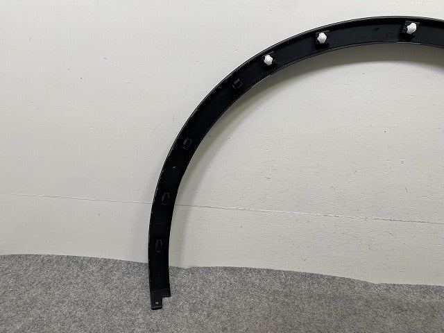 新品!ティグアン 5N系 純正 右 フロント フェンダーアーチモール/オーバーフェンダー 5NA.854.732.E 素地 フォルクスワーゲン(149476)
