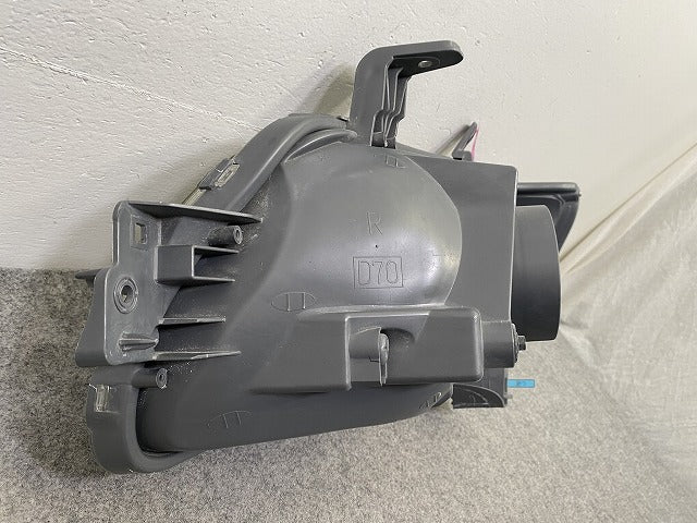 タウンエース/ライトエース S402M/S412M 純正 右 ヘッドライト/ランプ ハロゲン レベライザー 刻印A RH ICHIKOH 1819 トヨタ(149496)