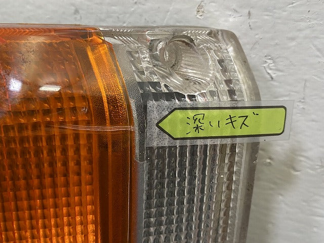 タウンエース/ライトエース KM21 純正 右 ウィンカー ハロゲン RH KOITO 81 トヨタ(149504)
