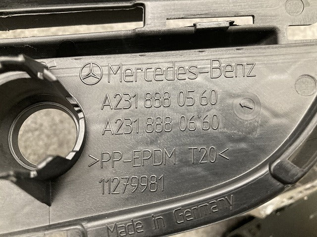新品!R231 SLクラス 純正 フロント グリル/ラジエーターグリル A231 888 05 06/06 06 2318880560 素地 メルセデスベンツ(149522)