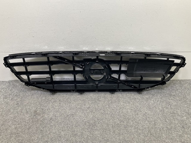 新品!V40 MB系/2013y~ 純正 前期 フロント グリル/ラジエーターグリル 31353126 V31353126 ボルボ(149524)