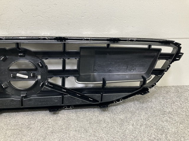 新品!V40 MB系/2013y~ 純正 前期 フロント グリル/ラジエーターグリル 31353126 V31353126 ボルボ(149526)