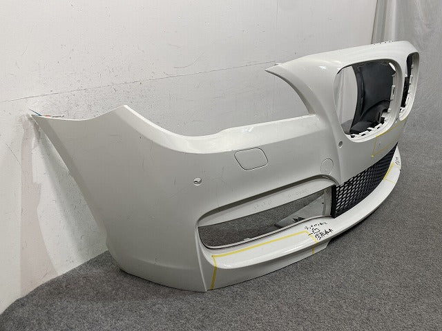 7シリーズ F01/F02/Mスポーツ 純正 フロント バンパー ロアグリル付 アルピンホワイトIII 300 BMW(149528)