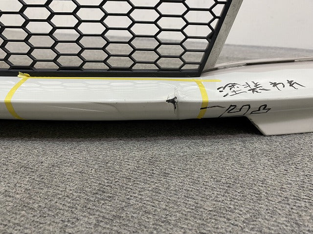 7シリーズ F01/F02/Mスポーツ 純正 フロント バンパー ロアグリル付 アルピンホワイトIII 300 BMW(149528)