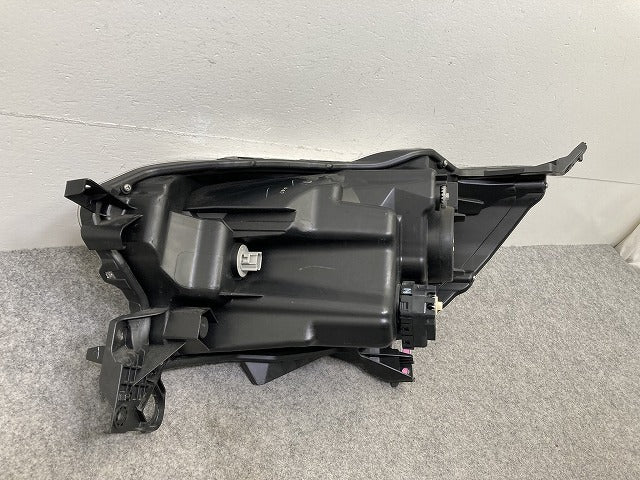 デイズ ルークス B21A 純正 前期 右 ヘッドライト/ランプ レベライザーハロゲン 刻印1 RH KOITO 100-67052 26010-6A02H 日産(149535)