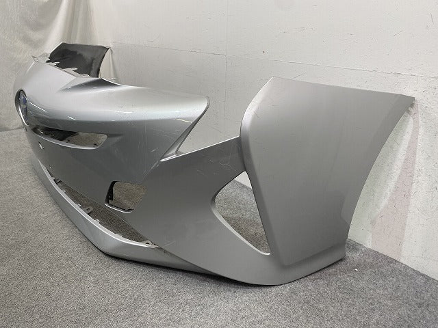 プリウス 50系/ZVW50/ZVW51/ZVW55 純正 前期 フロント バンパー 52119-47700 シルバーメタリック 1F7 トヨタ(149552)