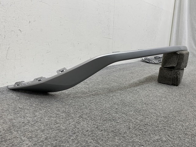 新品!Tクロス/T-クロス C1DKR 純正 フロント バンパー スポイラー モール 2GM.806.333 2GM8063332UC シルバー フォルクスワーゲン(149562)