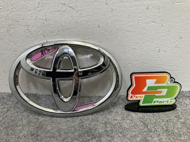 プリウス PHV ZVW52 純正 フロント グリル エンブレム/オーナメント 90975-02174/97 メッキ トヨタ(149583)