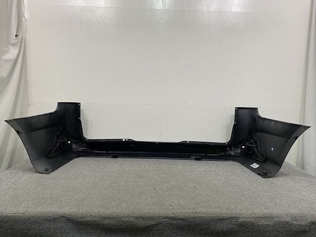 新品!Vクラス W447 純正 リア バンパー A447 880 00 71 A44788545009999 未塗装 メルセデスベンツ(149587)