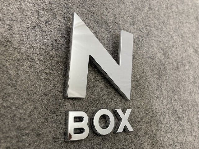 新車取り外し!N-BOX/NBOX Nボックス 純正 エンブレム/オーナメント ステッカー メッキ ホンダ(149622)