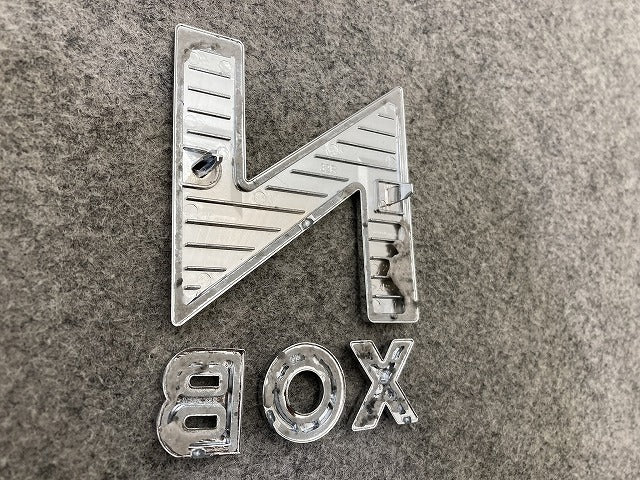 新車取り外し!N-BOX/NBOX Nボックス 純正 エンブレム/オーナメント ステッカー メッキ ホンダ(149622)