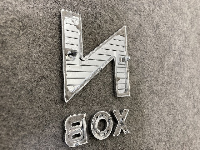 新車取り外し!N-BOX/NBOX Nボックス 純正 エンブレム/オーナメント ステッカー メッキ ホンダ(149623)