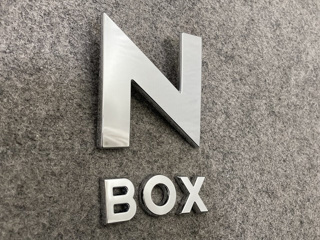 新車取り外し!N-BOX/NBOX Nボックス 純正 エンブレム/オーナメント ステッカー メッキ ホンダ(149624)