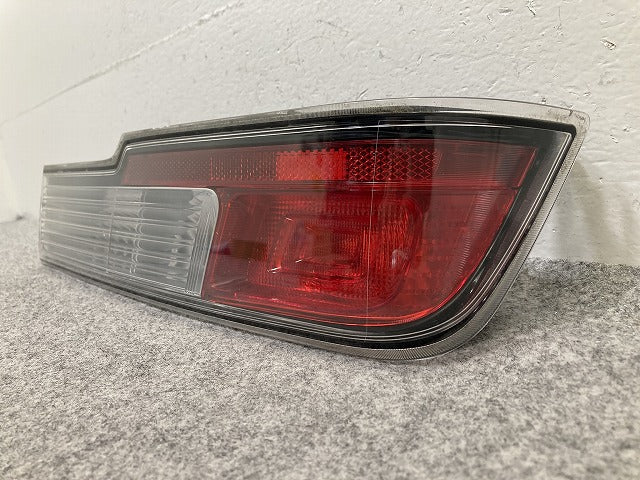 アトレー ワゴン/ハイゼット カーゴ S321G/S331G/S321V/S331V 純正 後期 右 テールランプ/ライト/レンズ ハロゲン KOITO 220-6906C(149653)