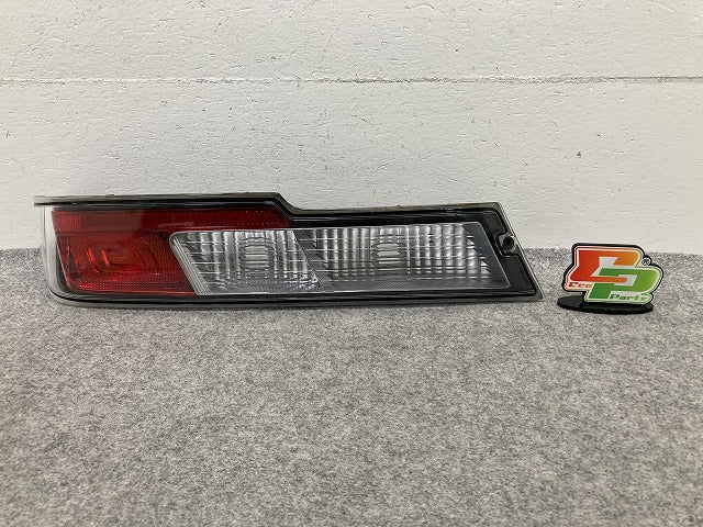 アトレー ワゴン/ハイゼット カーゴ S321G/S331G/S321V/S331V 純正 後期 左 テールランプ/ライト/レンズ ハロゲン KOITO 220-6906C(149654)