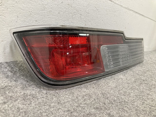 アトレー ワゴン/ハイゼット カーゴ S321G/S331G/S321V/S331V 純正 後期 左 テールランプ/ライト/レンズ ハロゲン KOITO 220-6906C(149654)