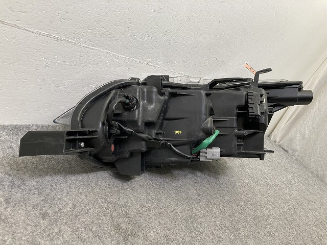 カローラ フィールダー 16系/NZE161G/NRE161G/NKE165G 純正 後期 右 ヘッドライト/ランプ LED RH 刻印D3 KOITO 12-657 81140-12N60(149657)