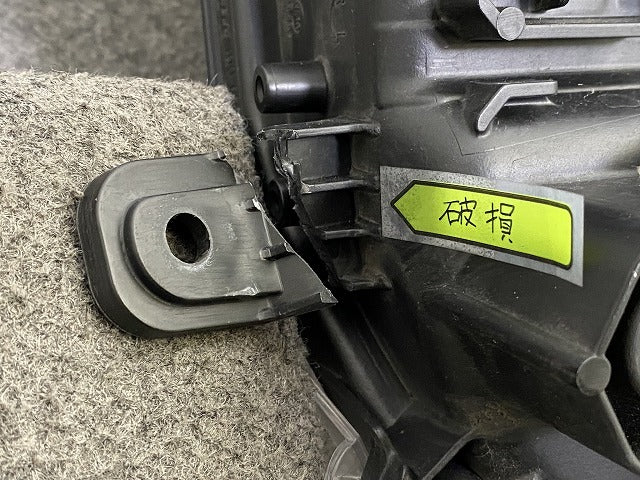 タント カスタム LA650S/LA660S 純正 前期 左 ヘッドライト/ランプ レベライザーLED 刻印Z LH KOITO 100-69075 ダイハツ(149659)