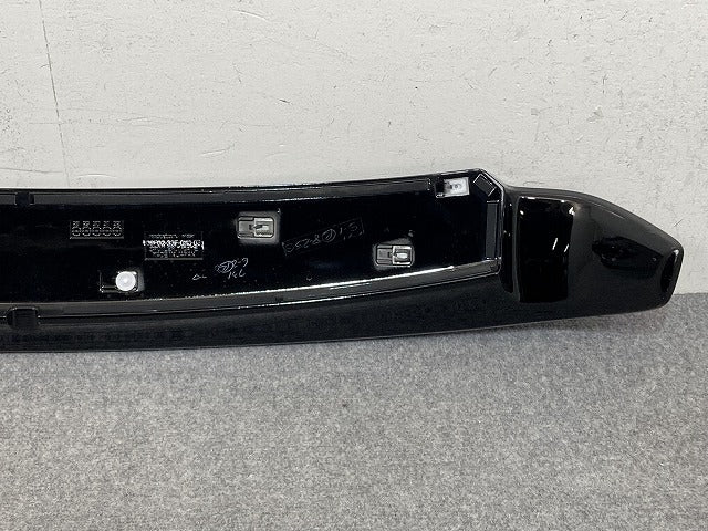 フリード GT1/GT2/GT3/GT4/GT5/GT6/GT7/8 純正 リア スポイラー バックドアスポイラー 08F02-33F-0M0-03 クリスタルブラックパール(149677)