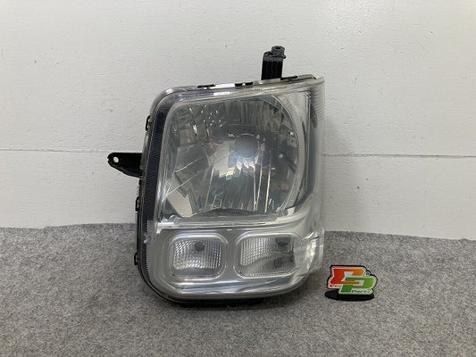 エブリィバン エブリー DA17V 純正 左 ヘッドライト/ランプ ハロゲン LH 助手席側 AL Automotive Lighting LE14C6327 スズキ(149687)