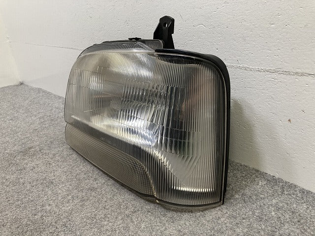 エブリィ バン/ワゴン スクラム バン DA62V/DA62W/DG62V/DG62W 純正 左 ヘッドライト/ランプ ハロゲン LH KOITO 100-32624 スズキ(149689)
