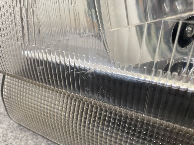 エブリィ バン/ワゴン スクラム バン DA62V/DA62W/DG62V/DG62W 純正 左 ヘッドライト/ランプ ハロゲン LH KOITO 100-32624 スズキ(149689)