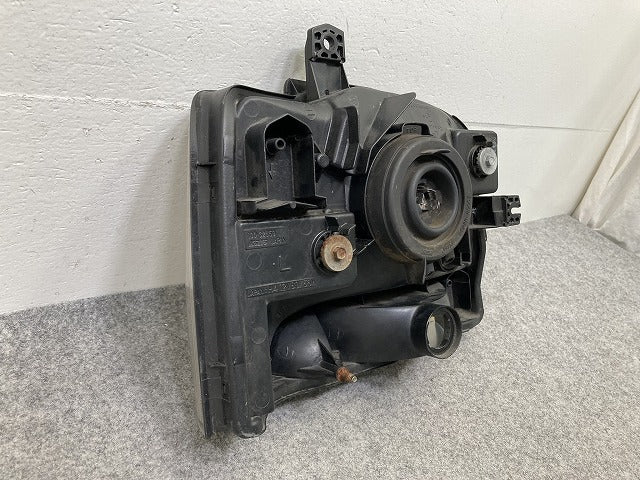 エブリィ バン/ワゴン スクラム バン DA62V/DA62W/DG62V/DG62W 純正 左 ヘッドライト/ランプ ハロゲン LH KOITO 100-32624 スズキ(149689)