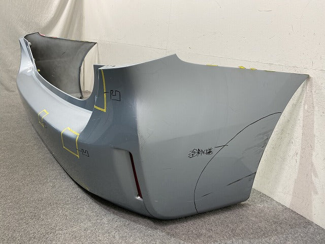 プリウスα/アルファ ZVW40W/ZVW41W 純正 リア バンパー リフレクター付 52159-47070/80 シルバー メタリック トヨタ(149723)