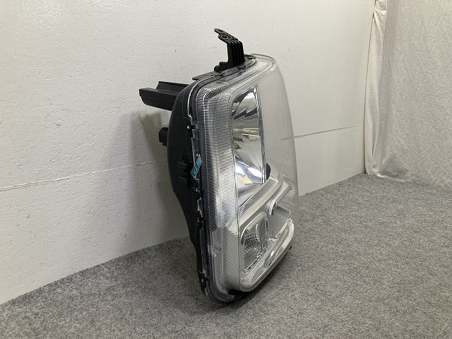 エブリィバン DA17V 純正 左 ヘッドライト/ランプ ハロゲン AL Automotive Lighting LE1406327 スズキ(149737)