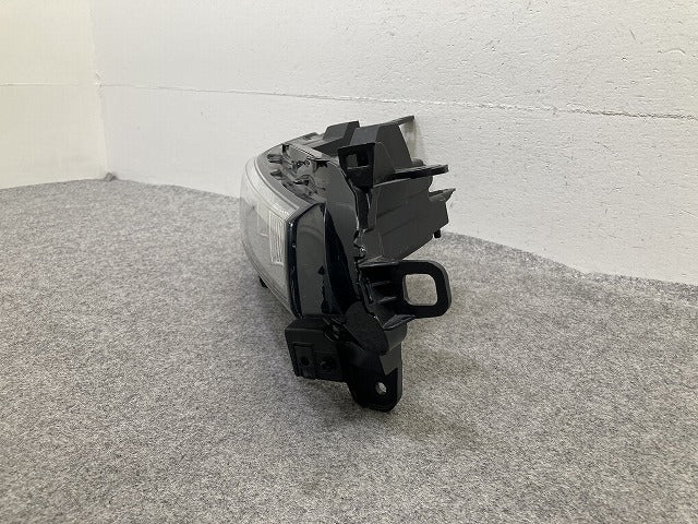 フロンクス WDB3S 純正 右 ウィンカー LED デイライト クリアランスランプ コンビネーションランプ AL Automotive 35601M74TA0(149739)
